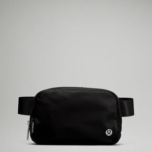 Lululemon Everywhere Belt Bag 1L